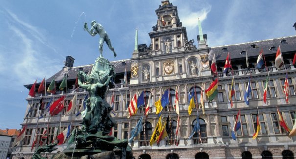 Rathaus am Grote Markt in Antwerpen